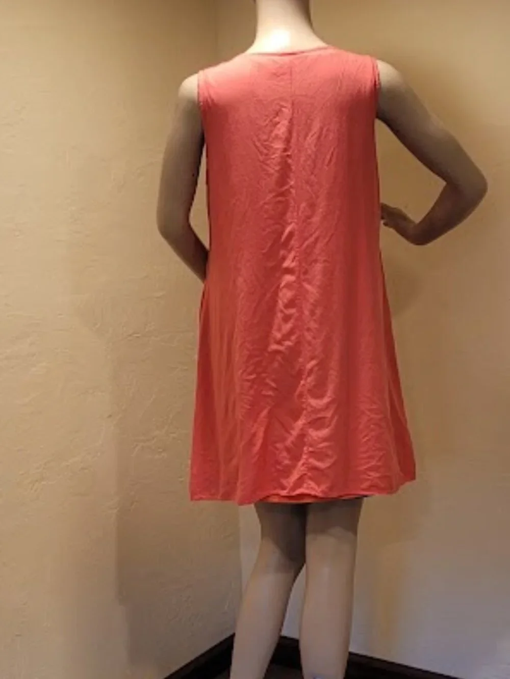 Small Andree By Unit Tunic -Side pockets and fully lined flowy loose fit - Picture 7 of 12